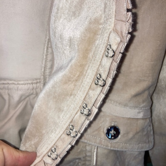 WHBM Velvet Accordion Pleated Ruffle Blazer 4 - Picture 3 of 15